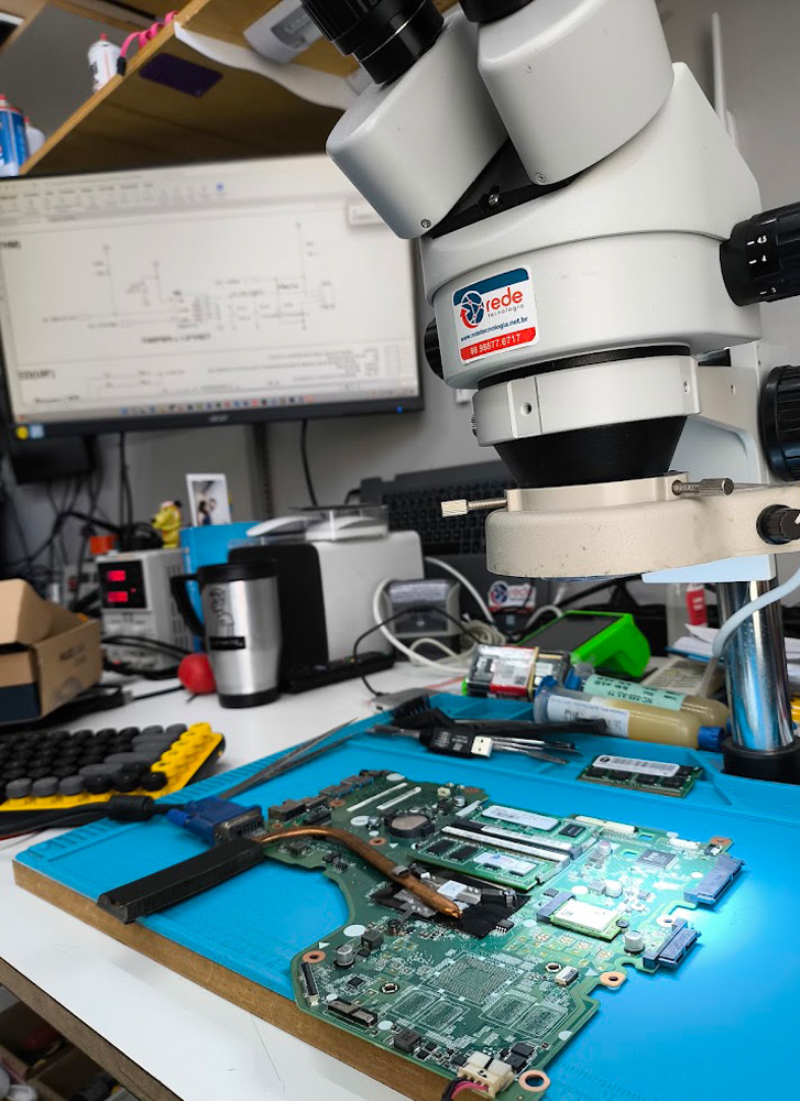 Meu laboratório de reparo de placas e manutenções.